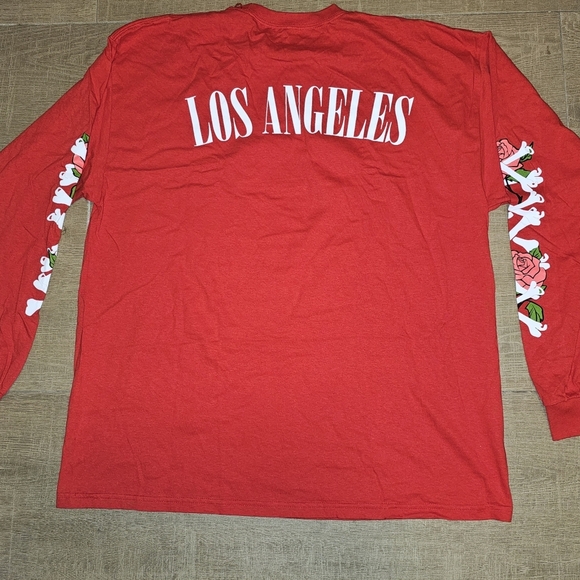 Fashion Nova Los Angeles Long Sleeve Tee - Picture 3 of 3